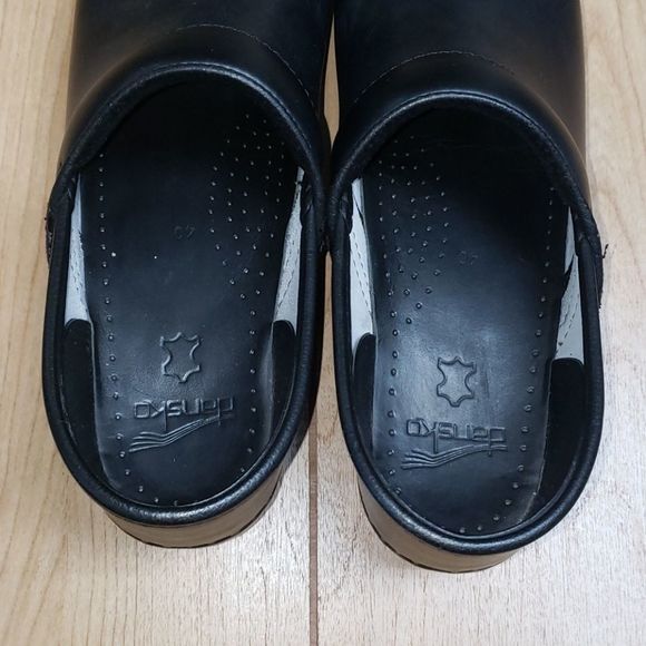 on cloud nursing shoes